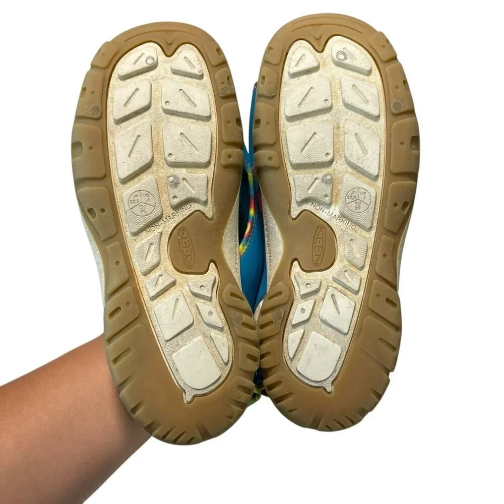 Keen Knotch River Kids Sandals Size 4 Blue Yellow Water Sport Shoes Washable